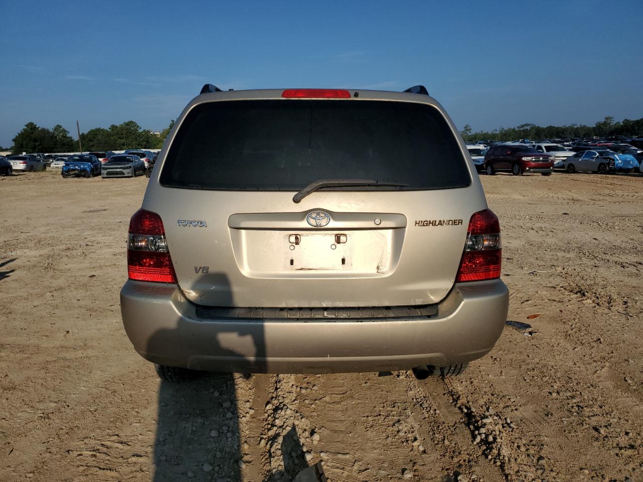 2004 Toyota Highlander Base VIN: JTEGP21A940031133 Lot: 68747605