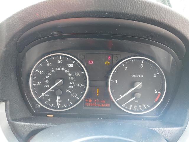2011 BMW 318 