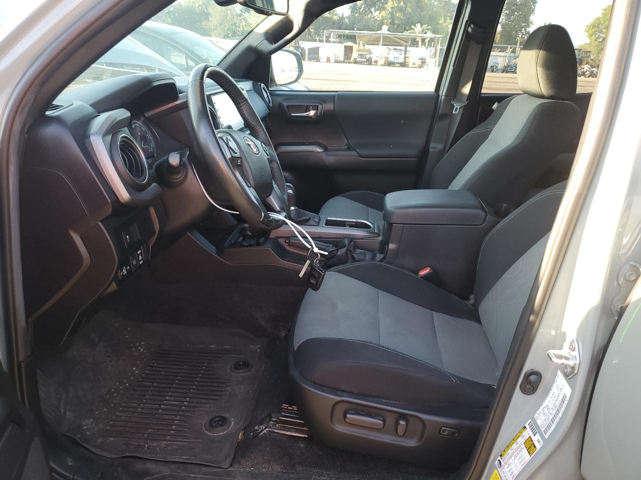 2022 Toyota Tacoma Double Cab VIN: 3TMCZ5AN9NM526433 Lot: 70250135