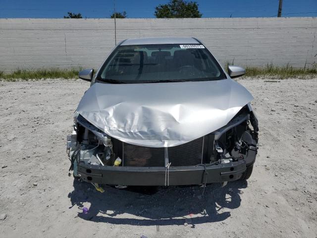  TOYOTA COROLLA 2016 Srebrny