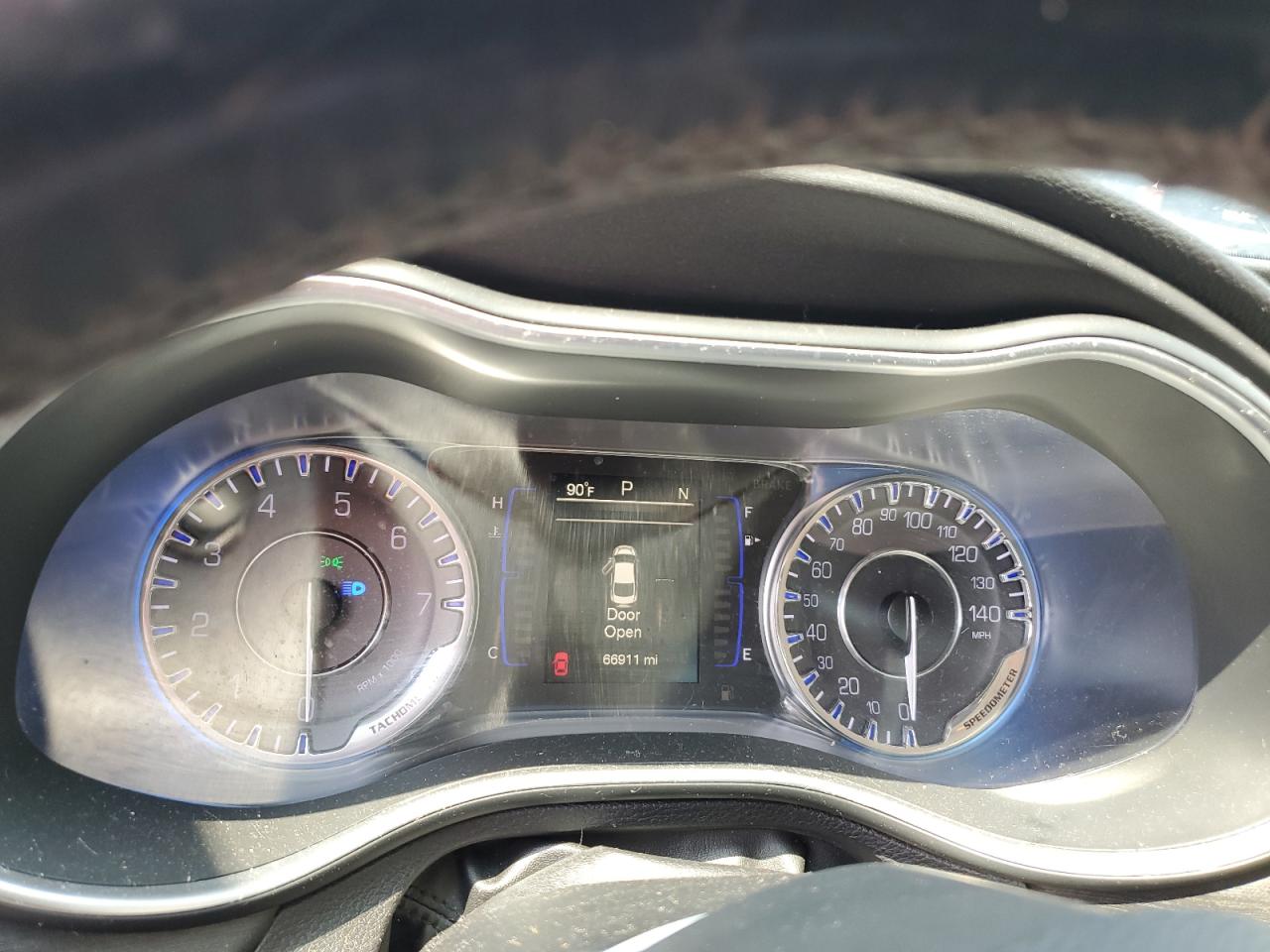 2016 Chrysler 200 Limited VIN: 1C3CCCAG1GN184450 Lot: 69420105