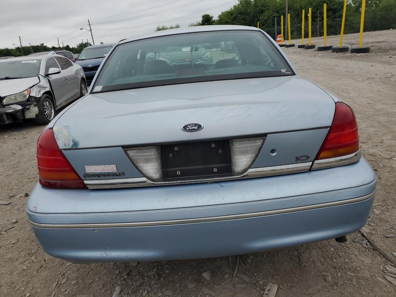 1999 Ford Crown Victoria Lx VIN: 2FAFP74W5XX121198 Lot: 69761145