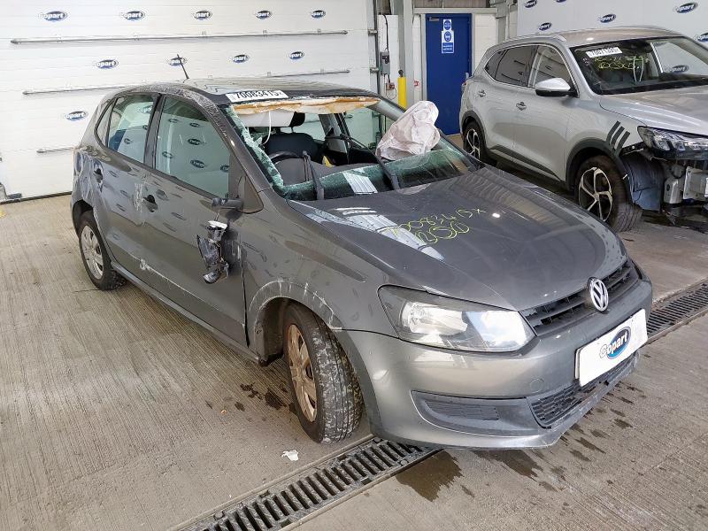 2010 VOLKSWAGEN POLO S