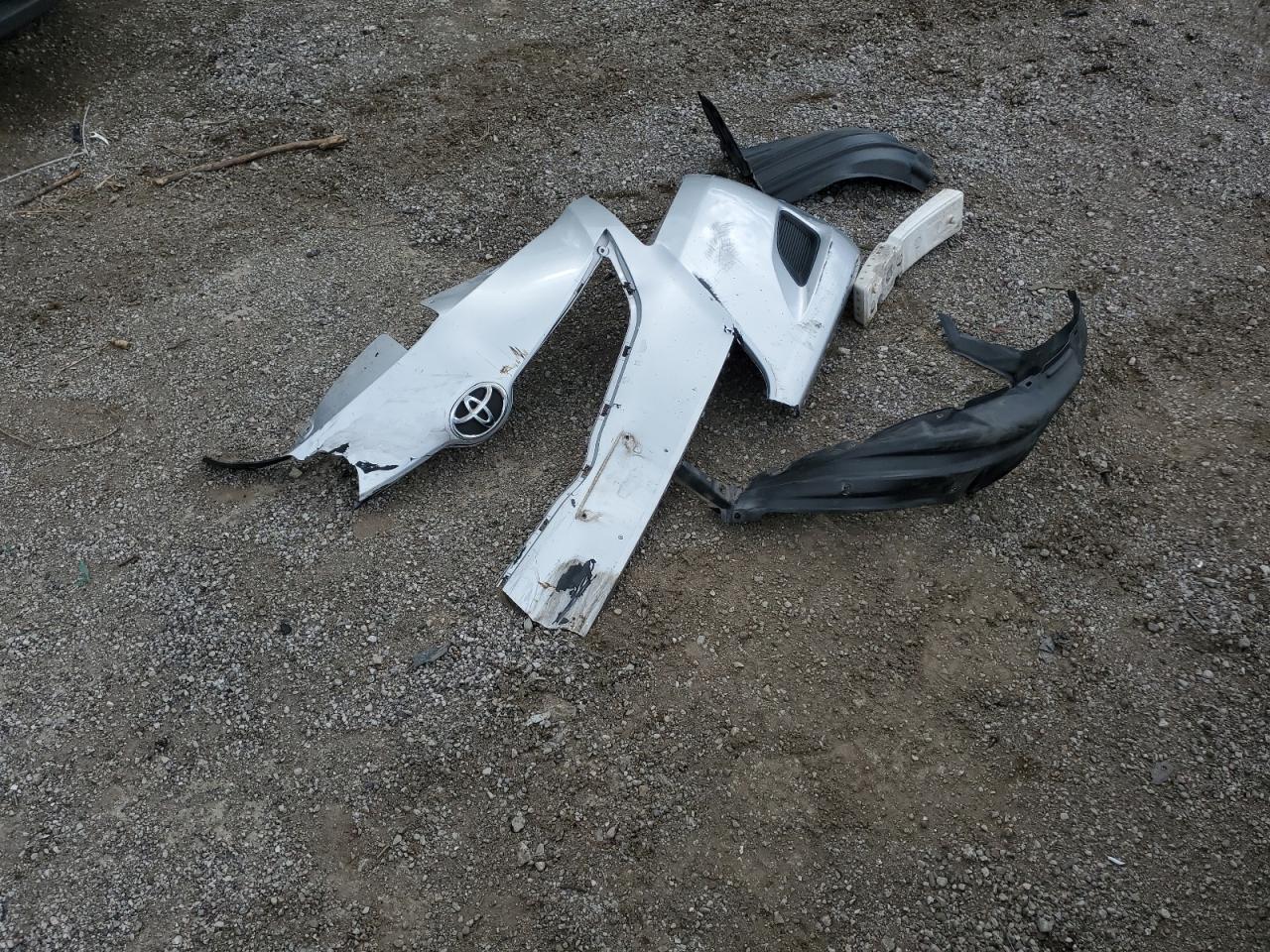 2008 Toyota Yaris VIN: JTDBT923681218140 Lot: 68950145