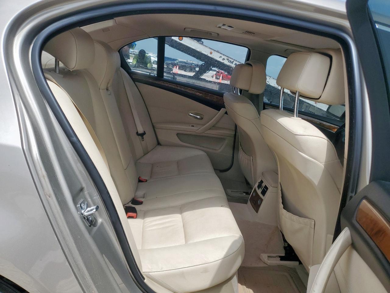 2009 BMW 528 I VIN: WBANU53589C121379 Lot: 70315005