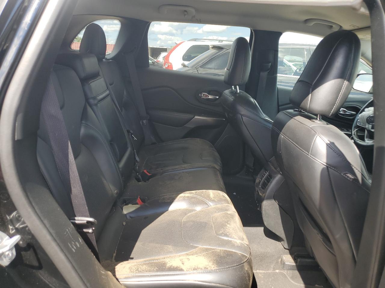 2019 Jeep Cherokee Limited VIN: 1C4PJMDX1KD305559 Lot: 70446475