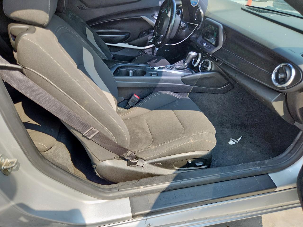 2018 Chevrolet Camaro Lt VIN: 1G1FB1RX1J0189259 Lot: 70695395