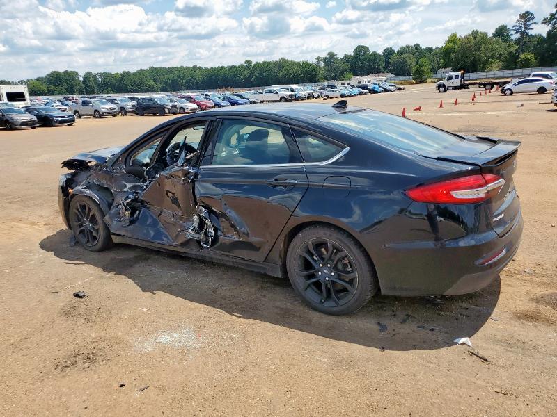  FORD FUSION 2019 Czarny