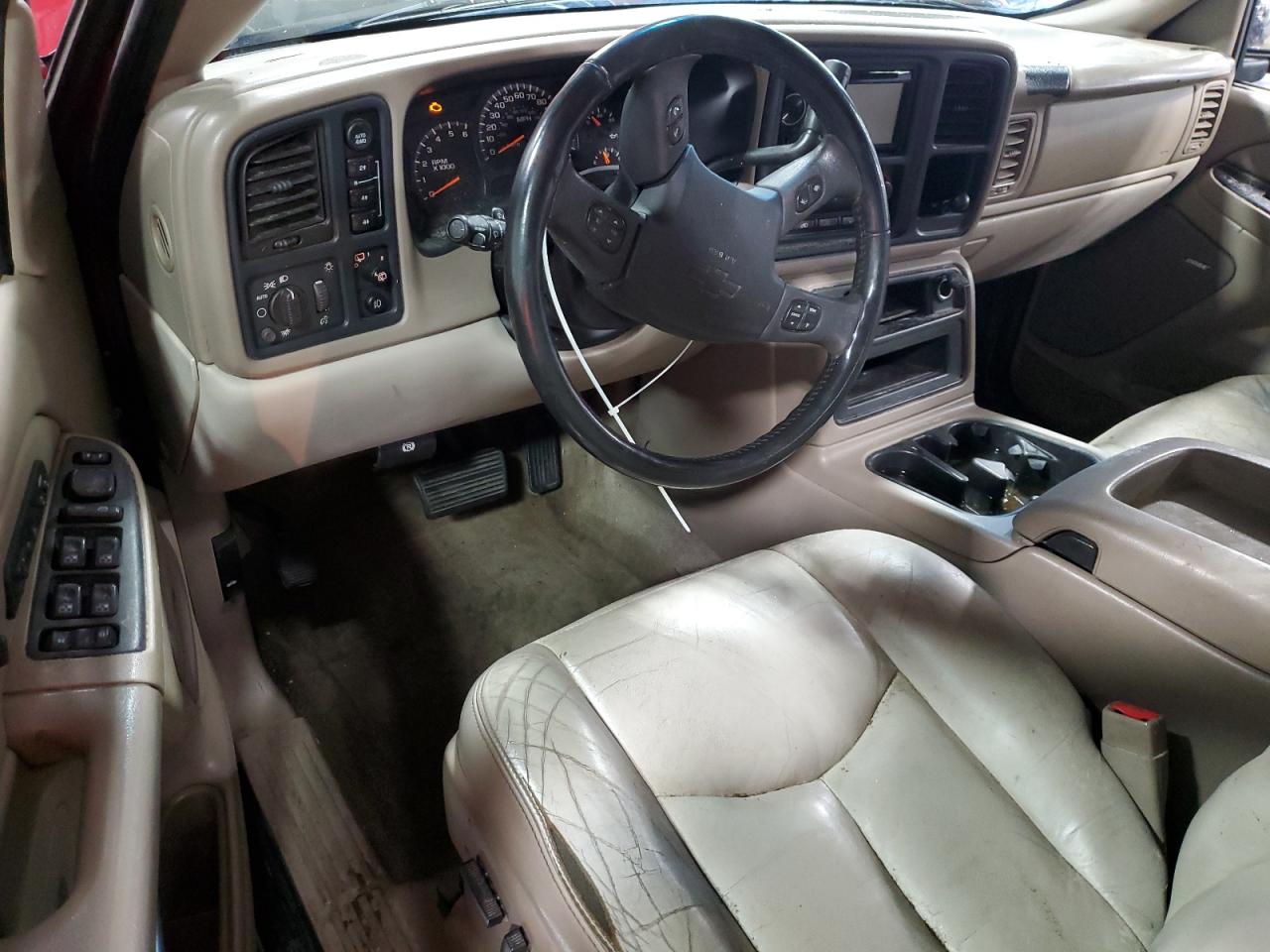 2005 Chevrolet Suburban K1500 VIN: 3GNFK16ZX5G114601 Lot: 70302055