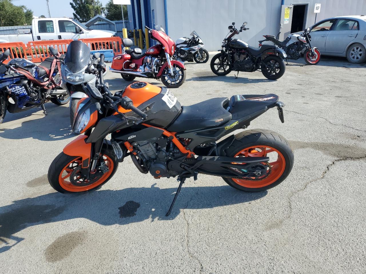 2020 Ktm 890 Duke R two_colors null gas VBKTU9406LM800572 photo #4