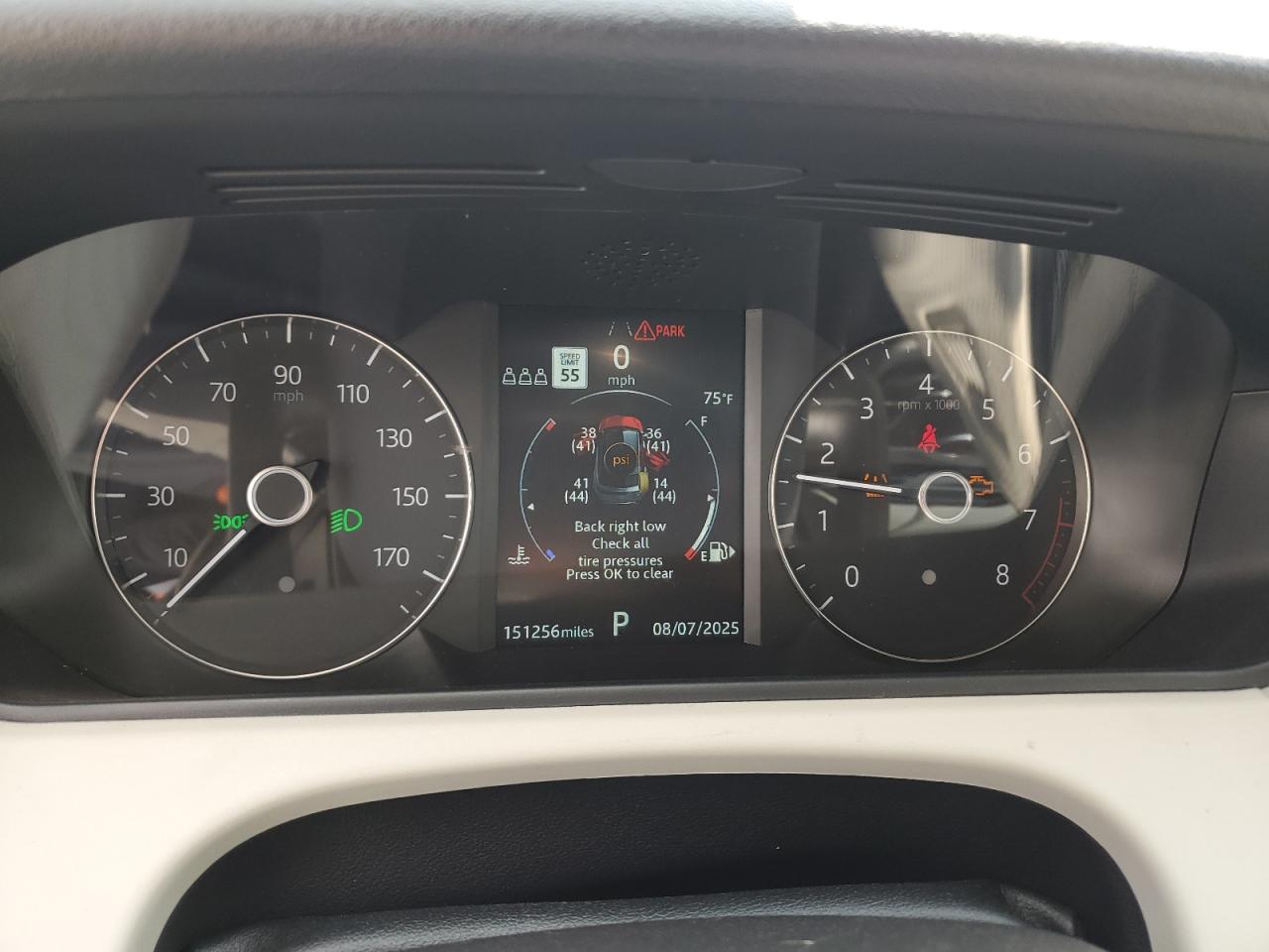 2019 Land Rover Range Rover Velar S VIN: SALYB2EX2KA235908 Lot: 67541405