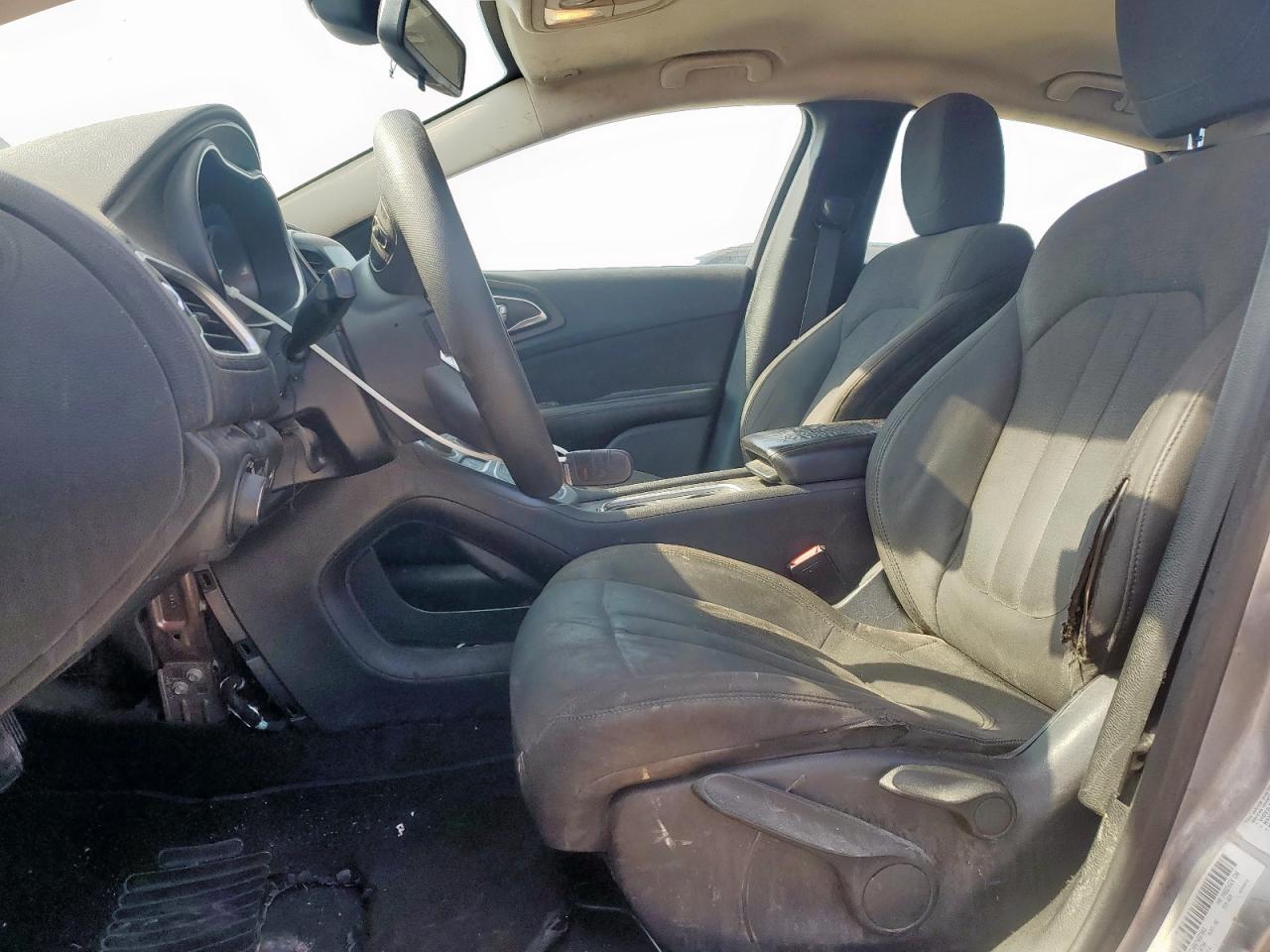 2015 Chrysler 200 Limited VIN: 1C3CCCAB6FN697003 Lot: 69600045