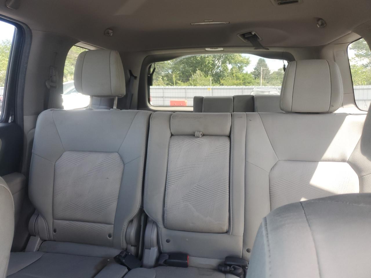 2014 Honda Pilot Lx VIN: 5FNYF4H29EB015488 Lot: 69835925