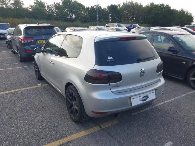 2011 VOLKSWAGEN GOLF MATCH