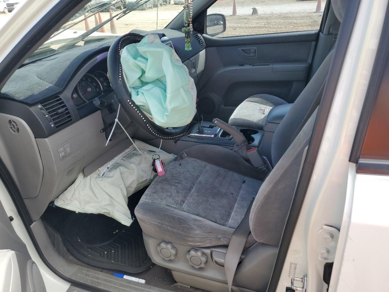 2008 Kia Sorento Ex VIN: KNDJD735685808991 Lot: 70715085