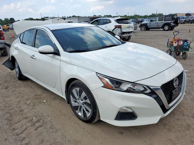  NISSAN ALTIMA 2019 Белы
