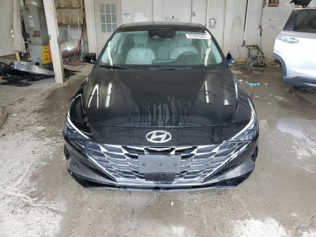  HYUNDAI ELANTRA 2022 Черный