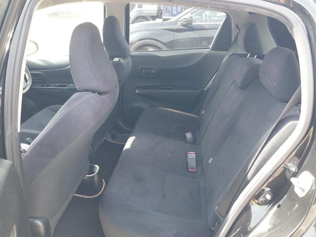 2013 TOYOTA YARIS TR V