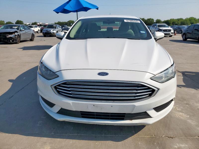  FORD FUSION 2018 Белы
