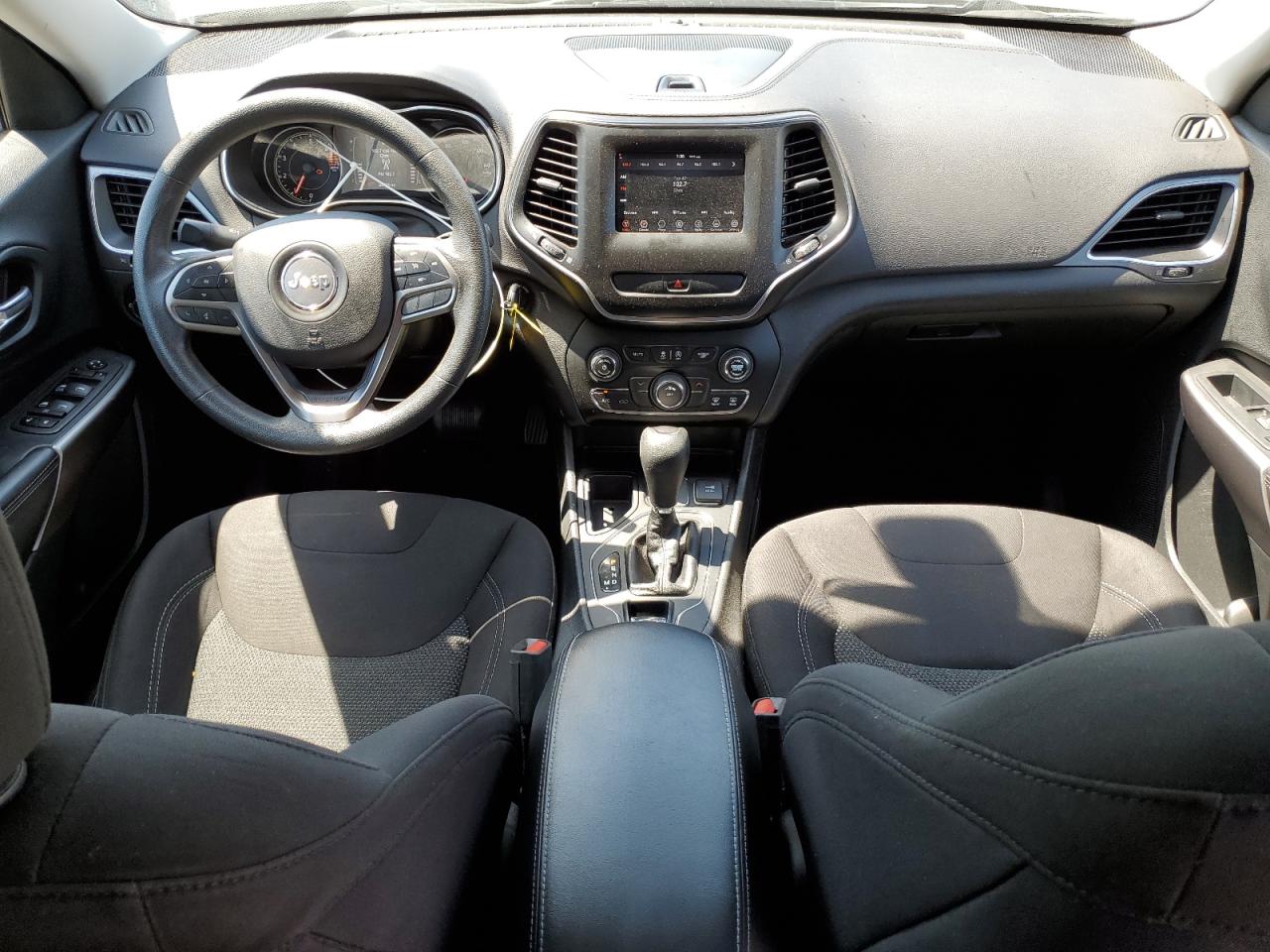 2019 Jeep Cherokee Latitude VIN: 1C4PJLCB3KD129288 Lot: 70873265