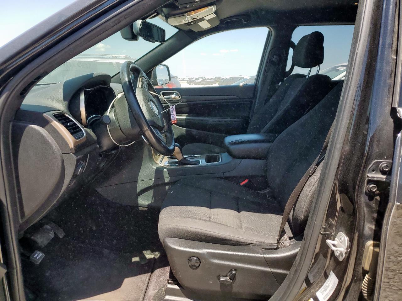 2016 Jeep Grand Cherokee Laredo VIN: 1C4RJEAG0GC415616 Lot: 69056645