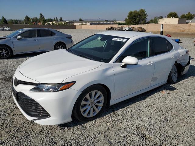  TOYOTA CAMRY 2019 Белы