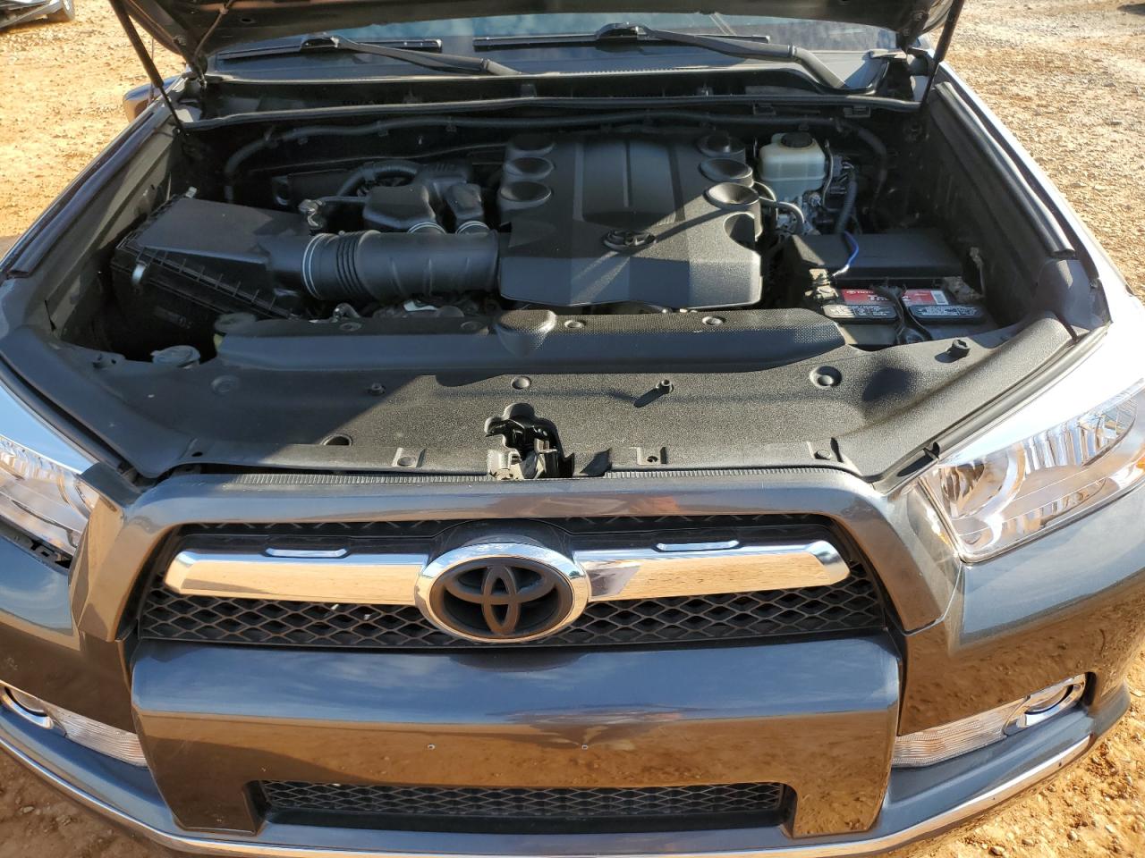 2010 Toyota 4Runner Sr5 VIN: JTEBU5JR4A5005600 Lot: 69851825
