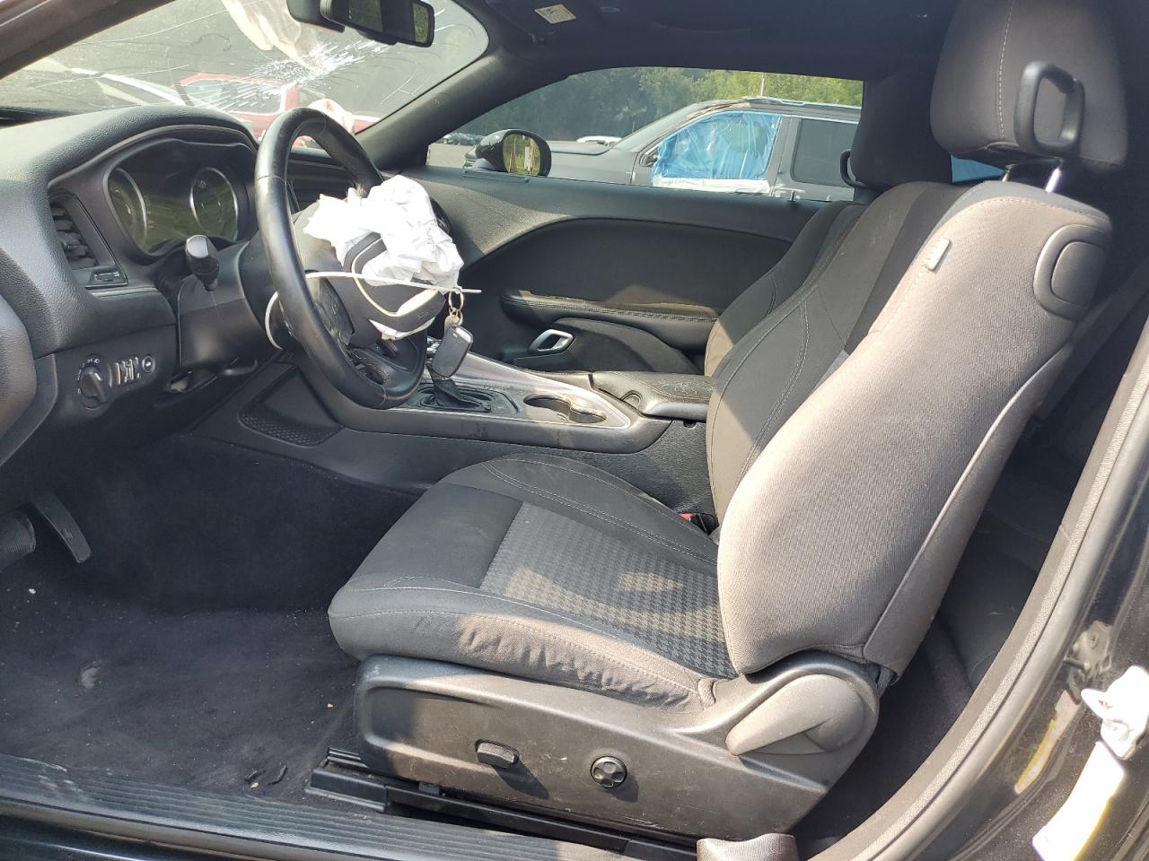 2019 Dodge Challenger Sxt VIN: 2C3CDZAG2KH561725 Lot: 66818945