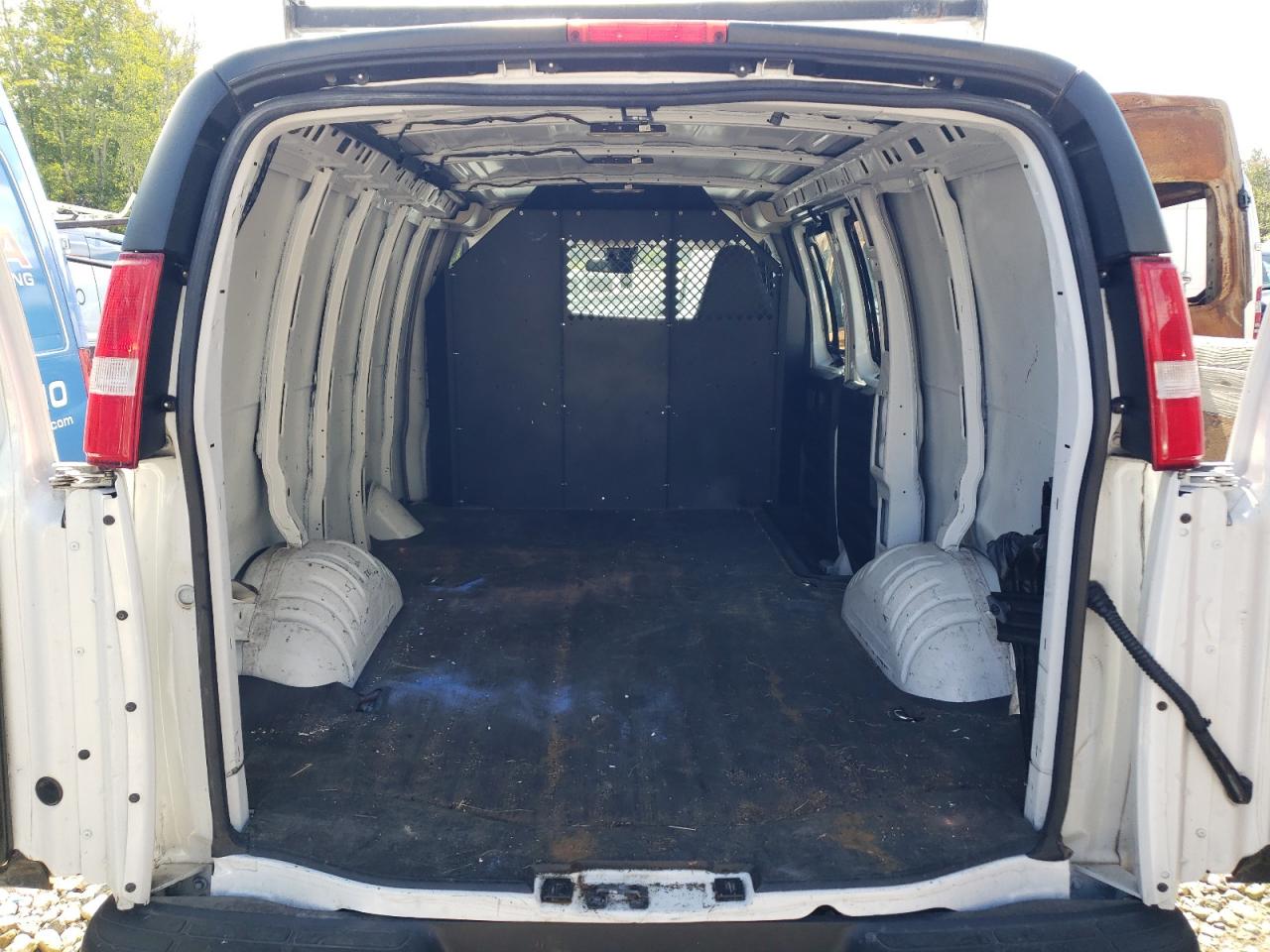 2021 Chevrolet Express G2500 VIN: 1GCWGAFP4M1301418 Lot: 68922455