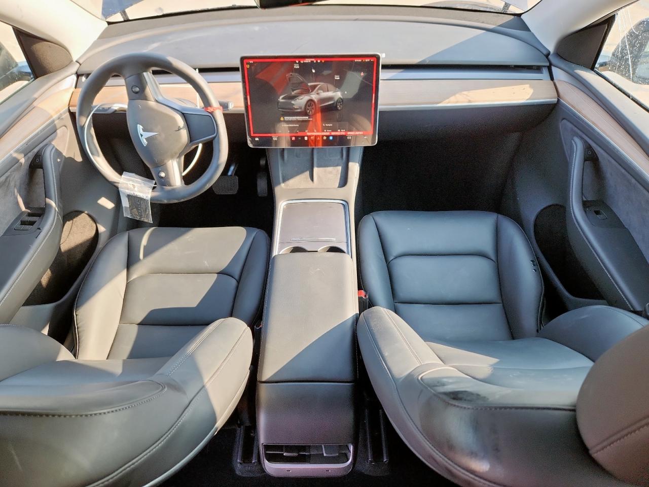 2025 Tesla Model Y VIN: 7SAYGDED8SA338056 Lot: 67119205