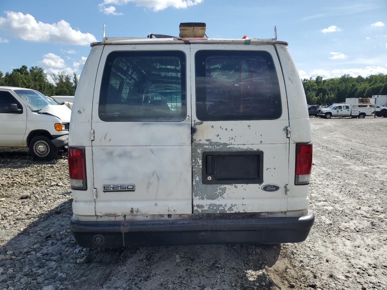 2008 Ford Econoline E250 Van VIN: 1FTNE24W08DA12851 Lot: 69025135