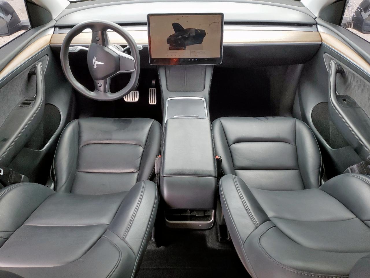 2022 Tesla Model Y VIN: 7SAYGDEF3NF530218 Lot: 68115115