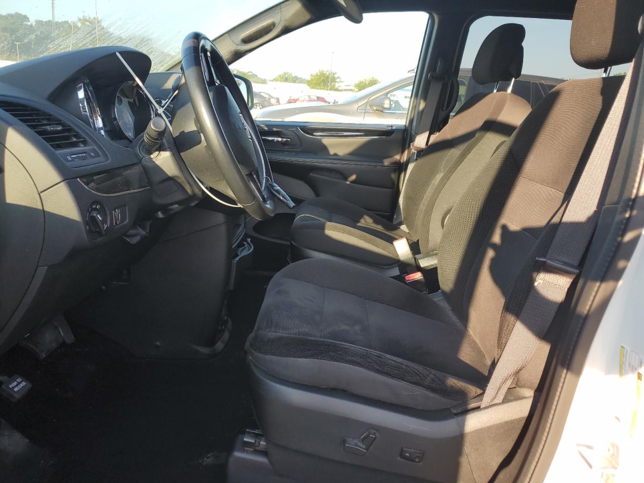 2018 Dodge Grand Caravan Se VIN: 2C4RDGBGXJR259617 Lot: 68203865