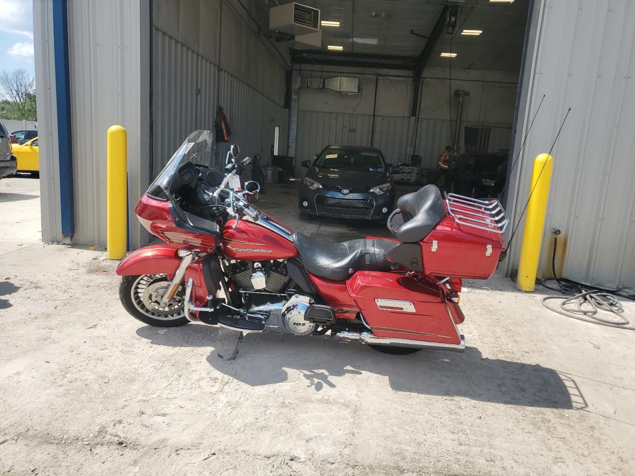 2013 Harley-Davidson Fltru Road Glide Ultra red null gas 1HD1KGM10DB681425 photo #4