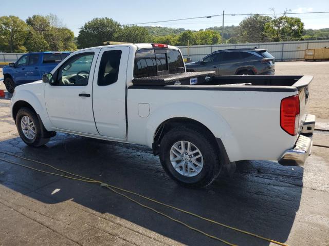 Pickups NISSAN FRONTIER 2015 Biały