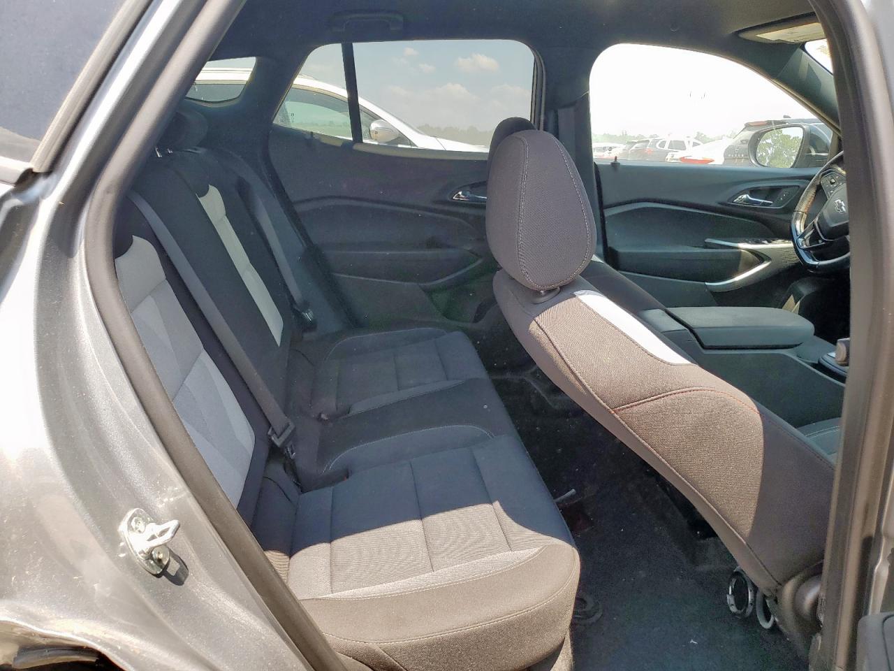 2024 Chevrolet Trax 1Rs VIN: KL77LGE2XRC162123 Lot: 70339565