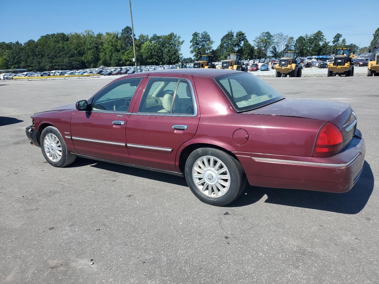 2010 Mercury Grand Marquis Ls brown null flexible 2MEBM7FVXAX619229 photo #3
