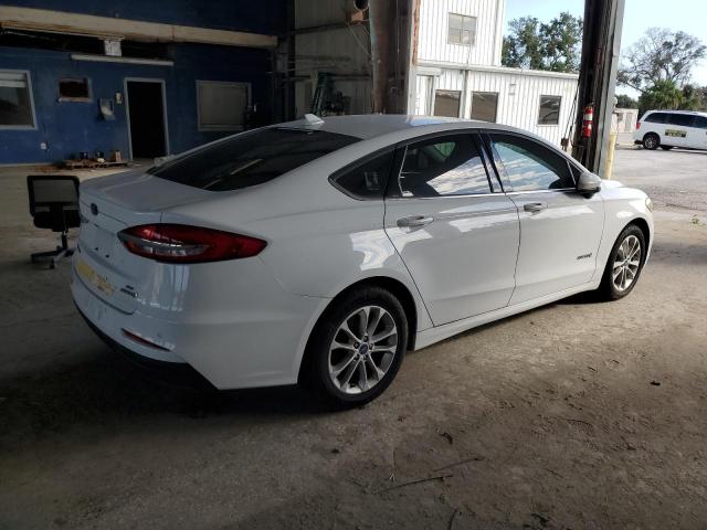  FORD FUSION 2019 Білий