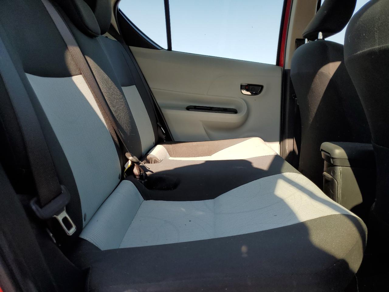 2012 Toyota Prius C VIN: JTDKDTB30C1002576 Lot: 70869035