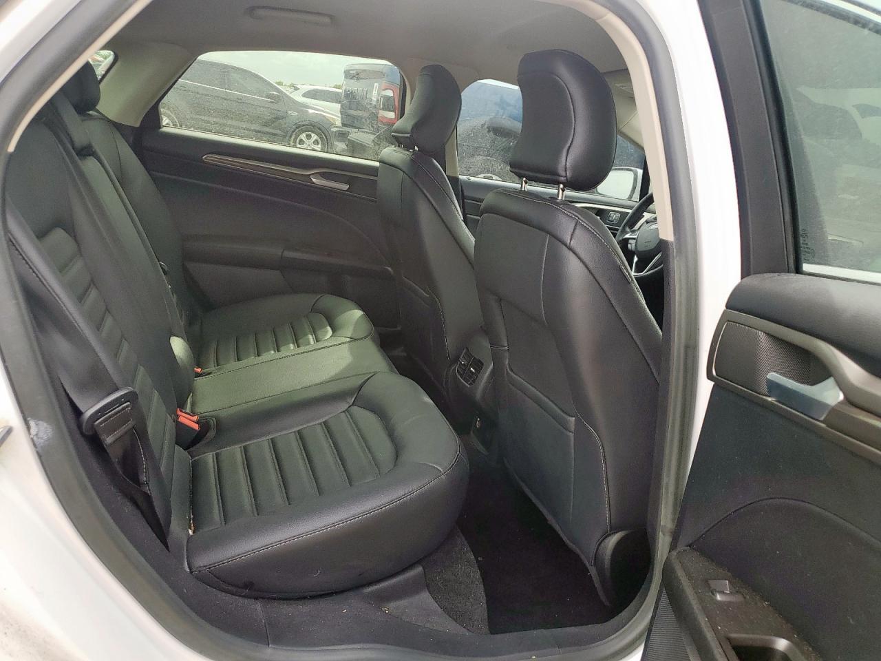 2018 Ford Fusion Se Hybrid VIN: 3FA6P0LU8JR171686 Lot: 66075385