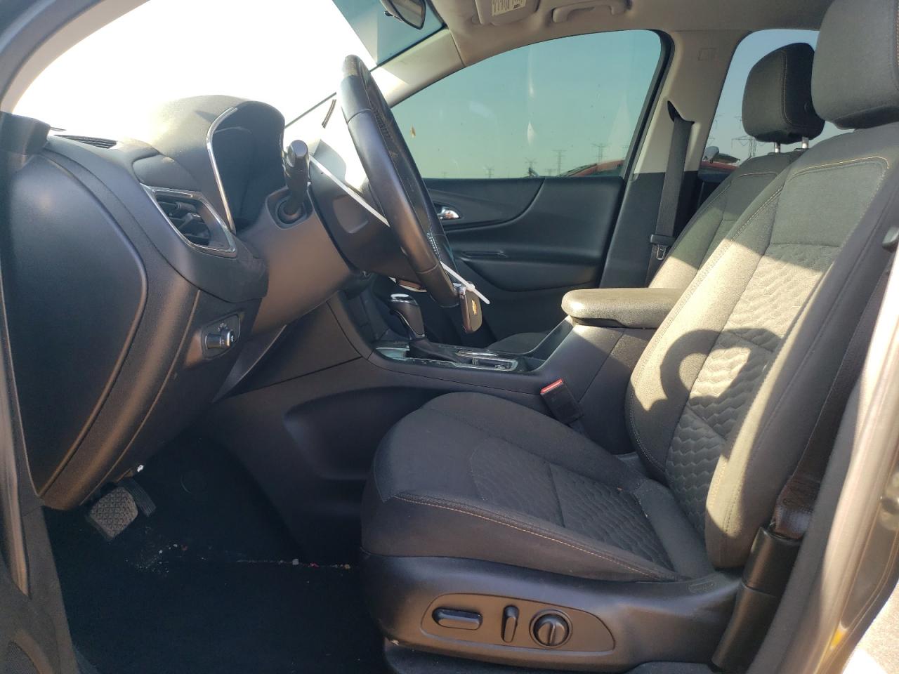 2018 Chevrolet Equinox Lt VIN: 2GNAXJEV9J6207741 Lot: 68896925