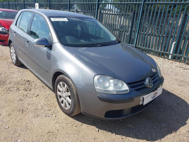 2005 VOLKSWAGEN GOLF TDI S