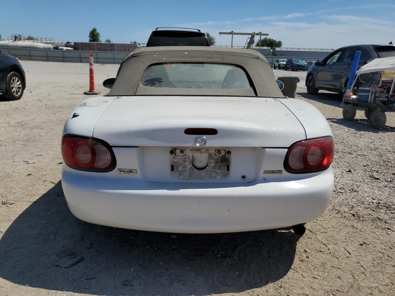 2003 Mazda Mx-5 Miata Base VIN: JM1NB353430300701 Lot: 70308155