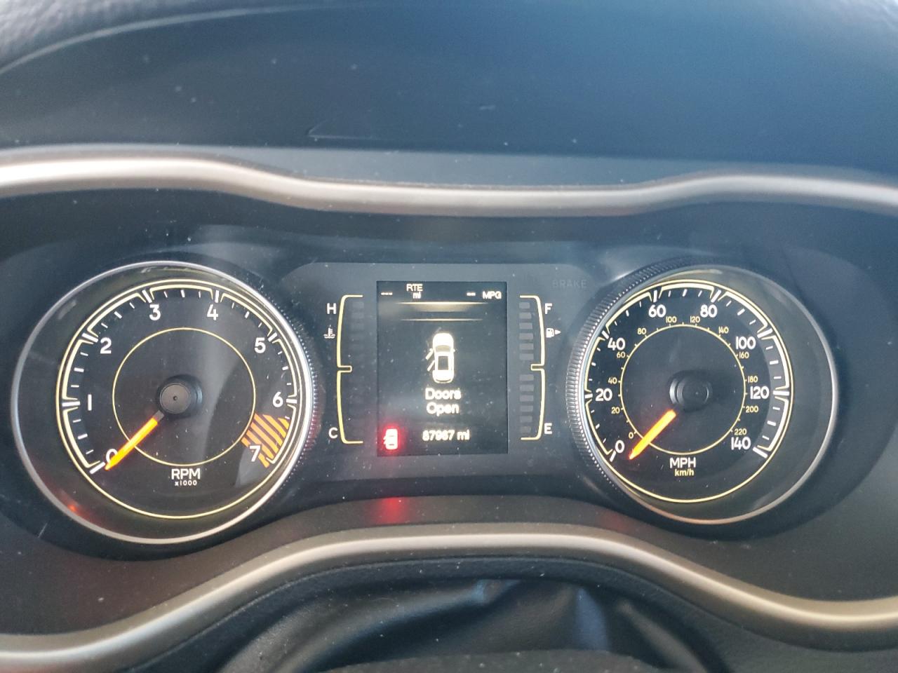 2015 Jeep Cherokee Latitude VIN: 1C4PJLCB2FW536674 Lot: 70784785