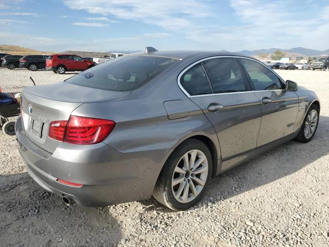 Sedans BMW 5 SERIES 2012 Srebrny