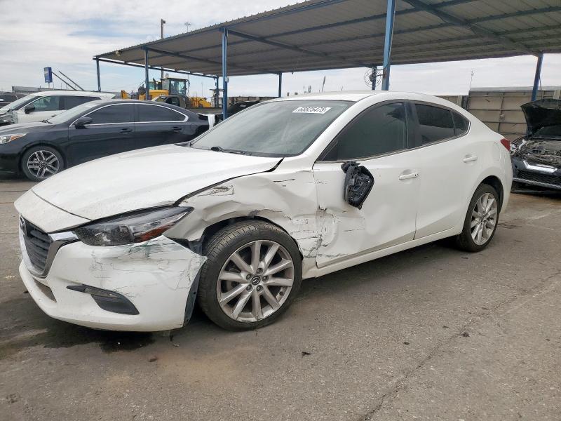  MAZDA 3 2017 Белы