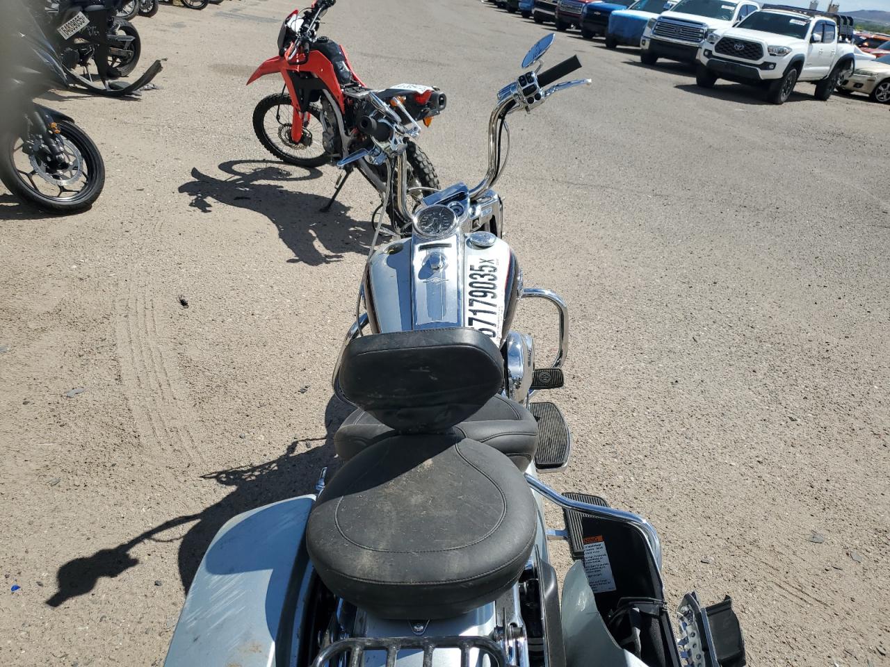 2015 Harley-Davidson Flhr Road King VIN: 1HD1FBM33FB699641 Lot: 67179035