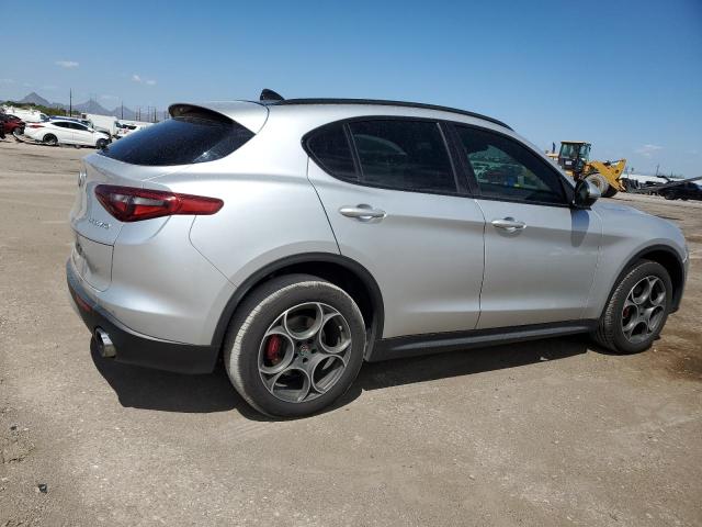  ALFA ROMEO STELVIO 2018 Серебристый