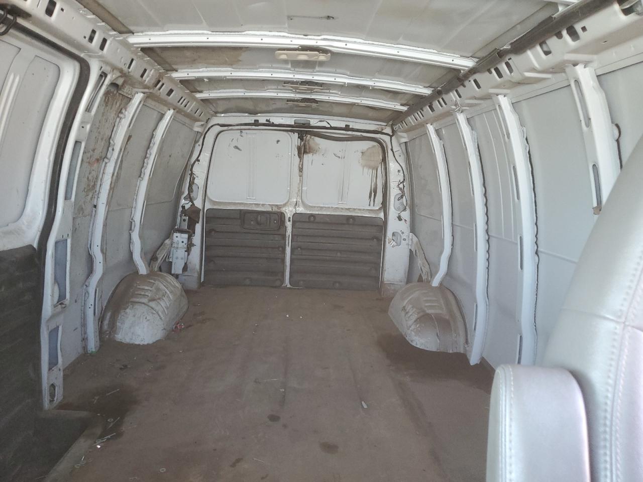 2020 GMC Savana G3500 VIN: 1GTZ7HFG3L1185827 Lot: 67844595