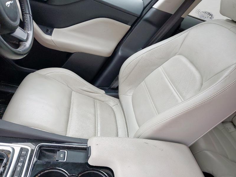 2016 JAGUAR F-PACE PRESTIGE